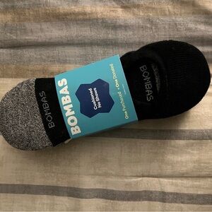 Bombas Men's No Show Socks - Black and Gray
